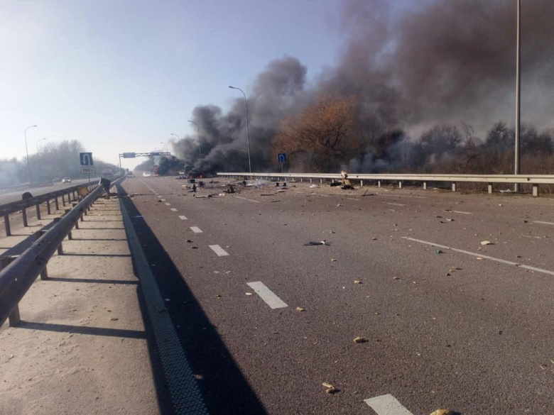 Вид на автодорогу под Харьковым во время войны