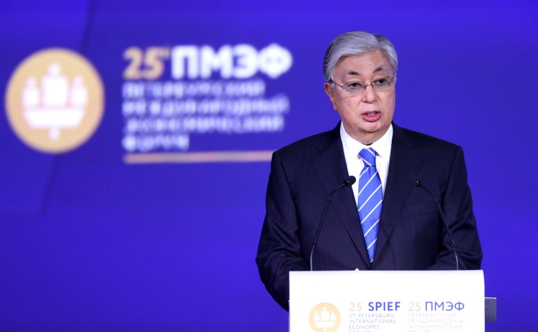 Президент Казахстана Касым-Жомарт Токаев на ПМЭФ-2025