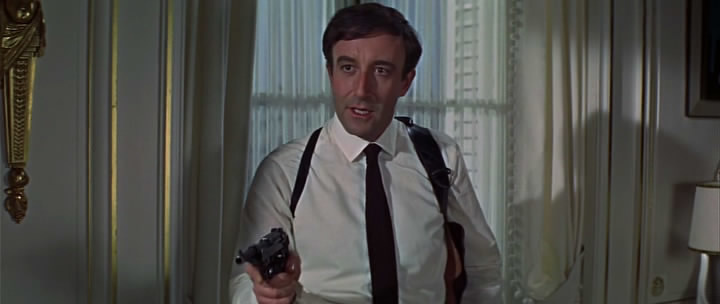 Питер Селлерс в фильме «Казино Рояль» (1967)