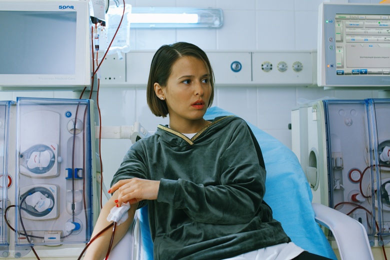 Любовь Аксенова в главной роли сериала «Почка»