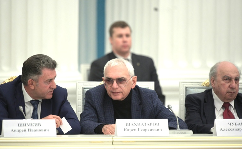Генеральный  директор киноконцерна "Мосфильм" Карен Шахназаров участвует в заседании рабочей группы по внесению поправок в Конституцию РФ, 2020 год