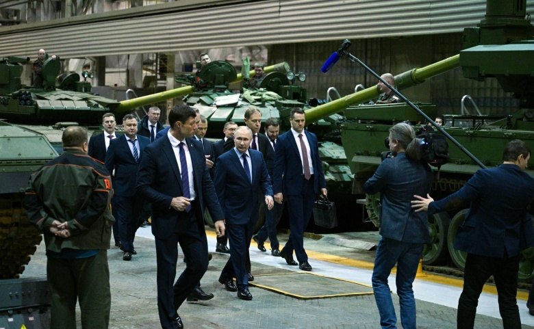 Владимир Путин на Уралвагонзаводе