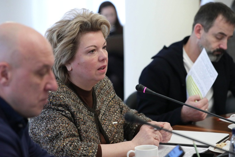Елена Ямпольская на встрече Комитета Госдумы по культуре с министром культуры Ольгой Любимовой
