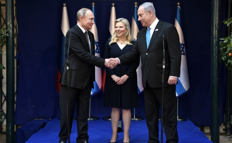 Владимир Путин, Биньямин Нетаньяху и его жена Сара. 23 января 2020 года. Фото: Kremlin.ru