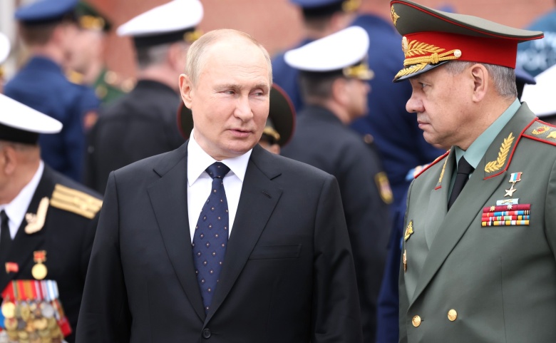 Владимир Путин и Сергей Шойгу