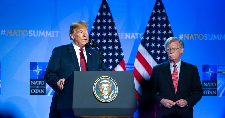 Дональд Трамп и Джон Болтон в 2020 году