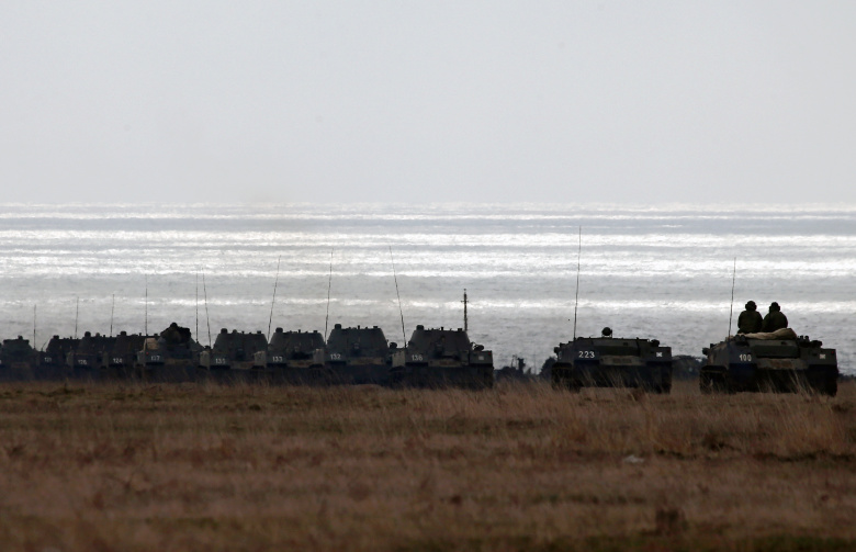 Военная техника во время учений подразделений Новороссийской гвардейской десантно-штурмовой горной дивизии на полигоне "Опук", Крым, 19 марта 2021 года. Фото: Сергей Мальгавко/ТАСС
