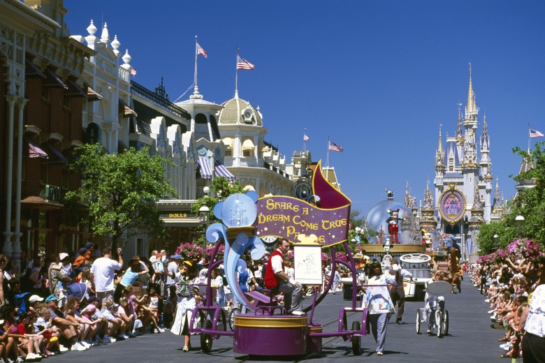 Развлекательный парк Disneyworld в Орландо (штат Флорида)