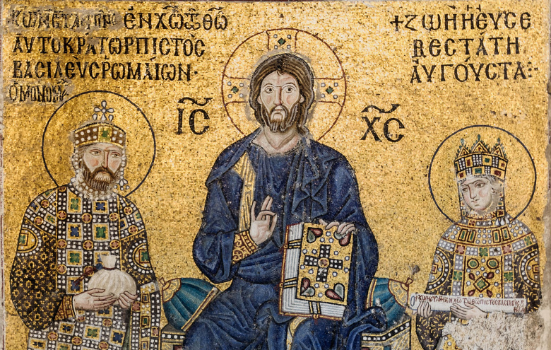 Император Константин Мономах и императрица Зоя перед Христом. Византийская мозаика XI века, собор Святой Софии в Константинополе
