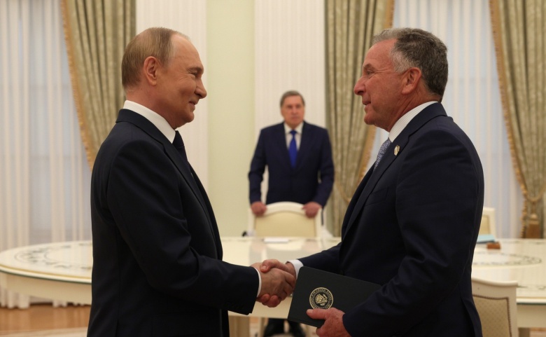 Спецпосланник Трампа Стив Уиткофф на встрече с Владимиром Путиным в Кремле, 6 августа 2025 года