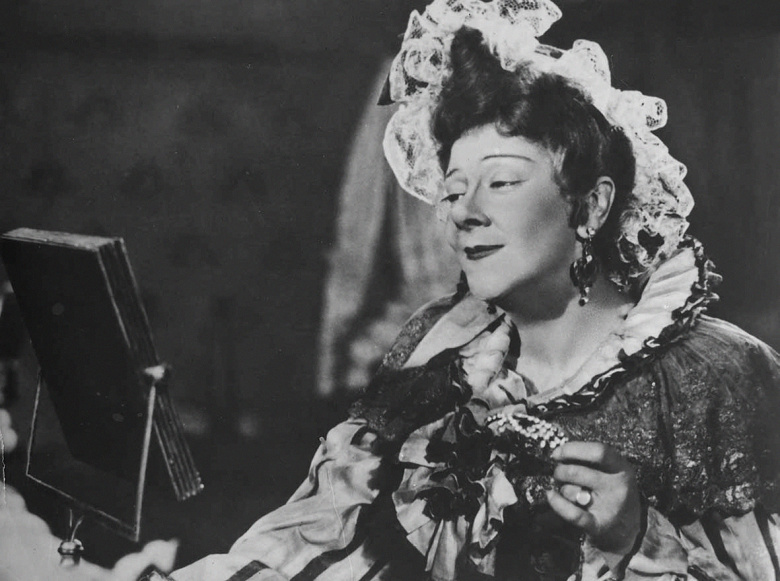 Фаина Раневская в фильме Надежды Кошеверовой "Золушка" (1947)