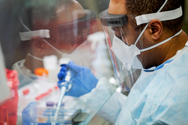 Фото: Tom Wolf / State Public Health Laboratory