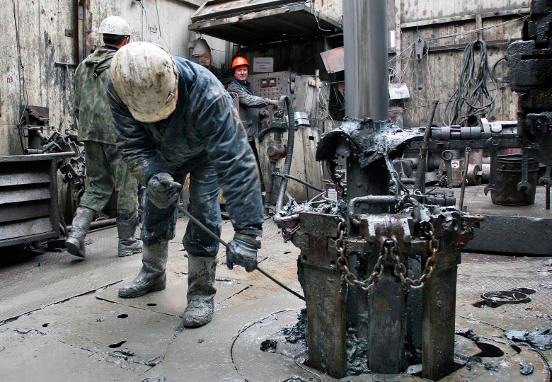Работа ОАО «Сургутнефтегаз».