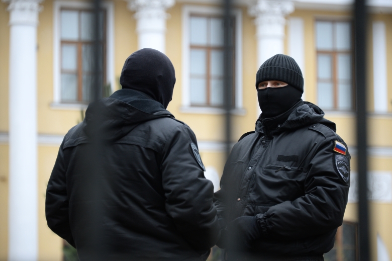 Обыск в Международном центре Рерихов (МЦР) в Москве. Фото: Максим Блинов / РИА Новости