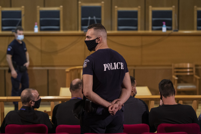 Перед началом заседания суда по делу партии«Золотая заря». Фото: Petros Giannakouris / AP/TASS