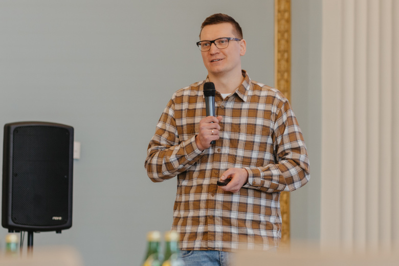 Владимир Кутанов