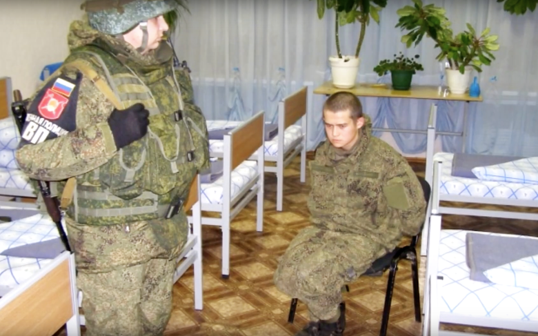 Cолдат-срочник Рамиль Шамсутдинов расстрелял сослуживцев.