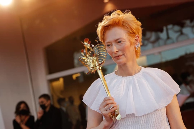Тильда Суинтон в Венеции. Фото: Swinton.Tilda / Instagram
