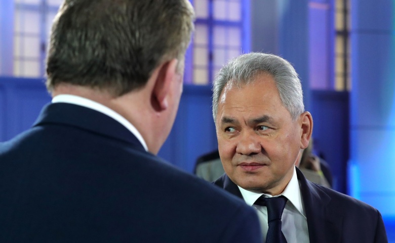 Сергей Шойгу перед началом послания президента Федеральному собранию. Фото: kremlin.ru