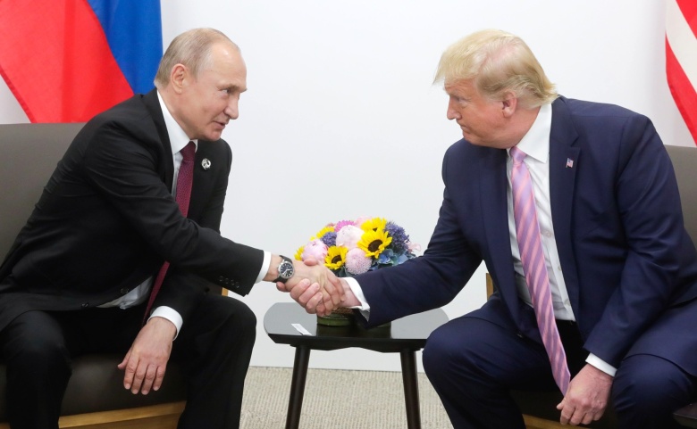 Владимир Путин и Дональд Трамп на саммите Большой двадцатки в Осаке, 28-29 июня 2019 года
